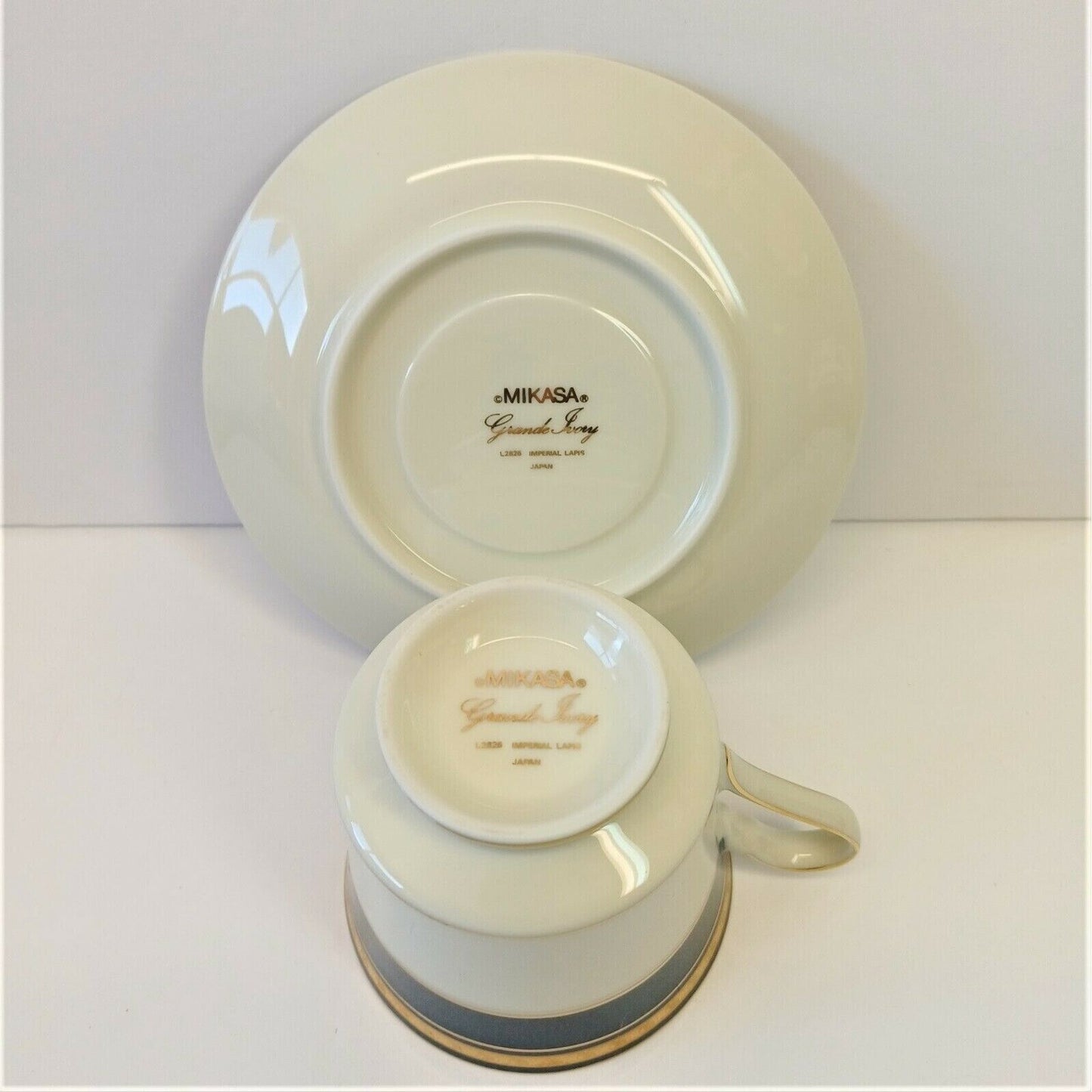 Mikasa Imperial Lapis Lot of (10) Cups (12) Saucers Grande Ivory Blue Marble