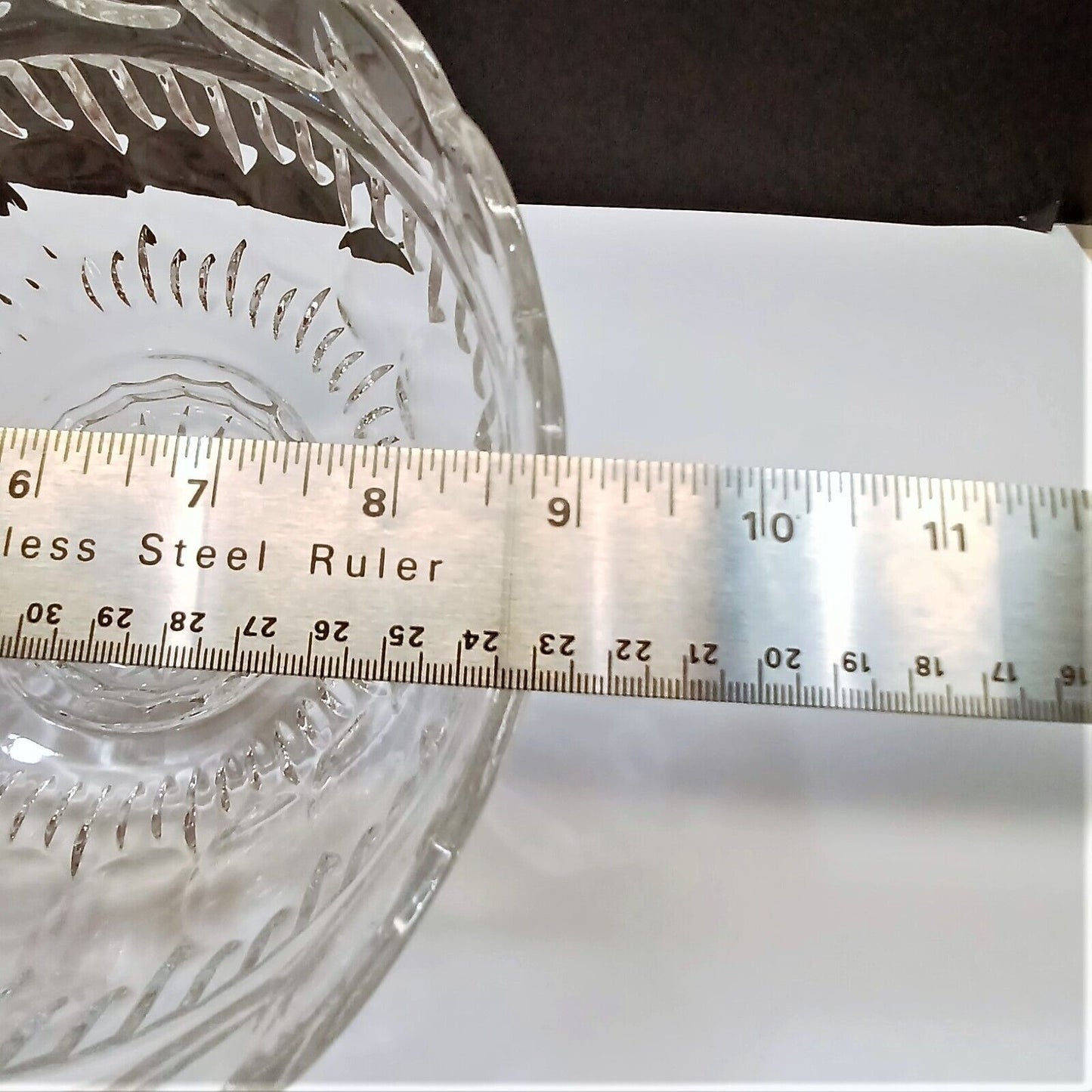Fifth Avenue 24% Lead Crystal 9" Punch Salad Fruit Serving Bowl Bracelet Pattern