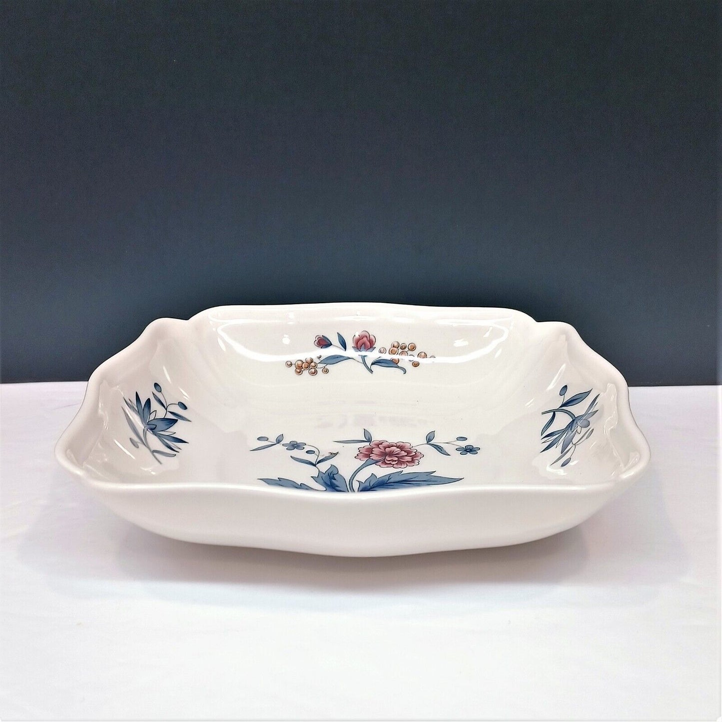 Wedgwood Square Nut Candy Dish Bowl Williamsburg Potpourri 6-1/8" 1956-1998