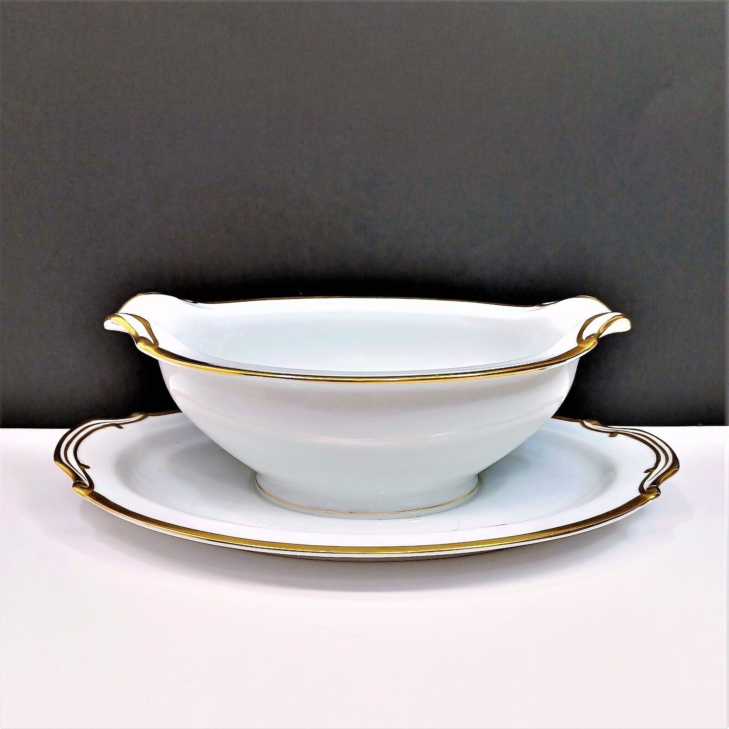 Noritake Patricia 9.25" Gravy Boat attached underplate White w/ Gold Trim 4982