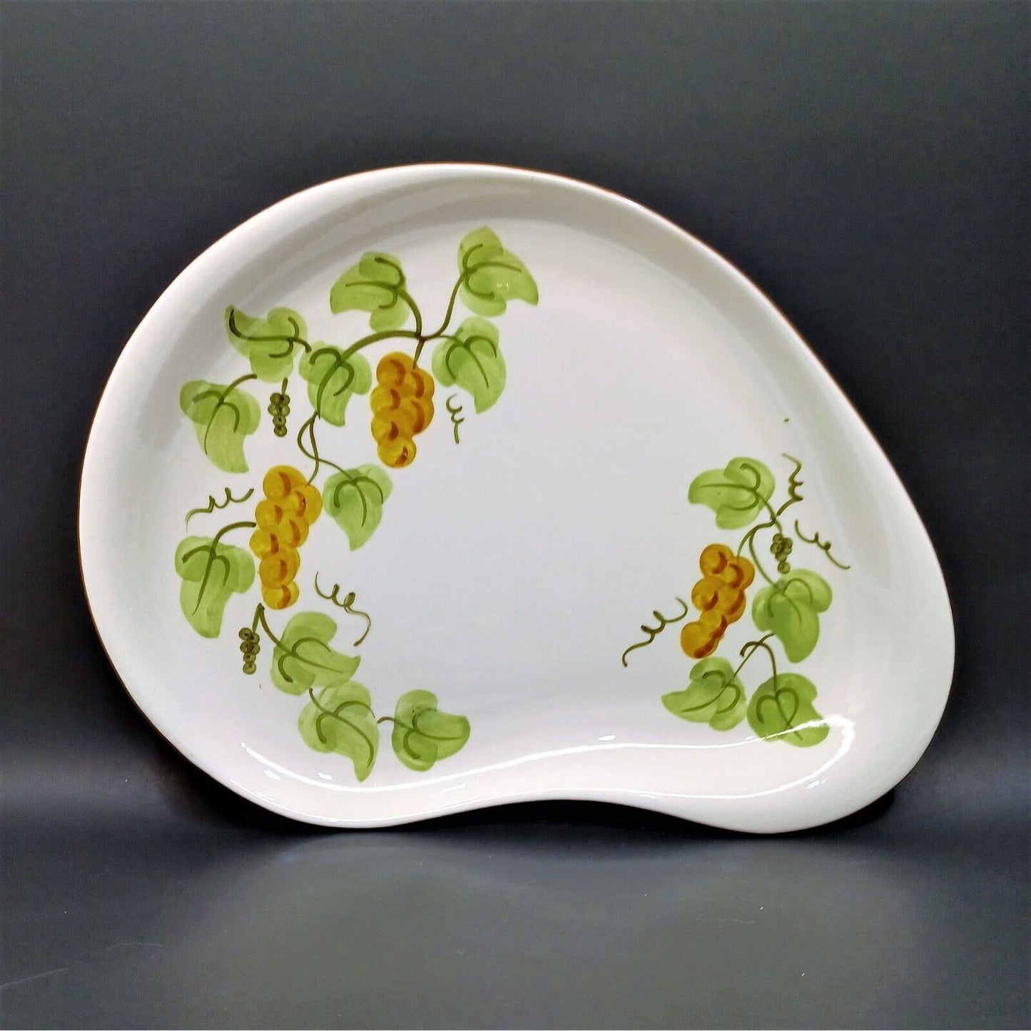 Stangl Golden Grape Oval Serving Platter Kidney Shape 13.5 x 10.75 MCM 1963-1978