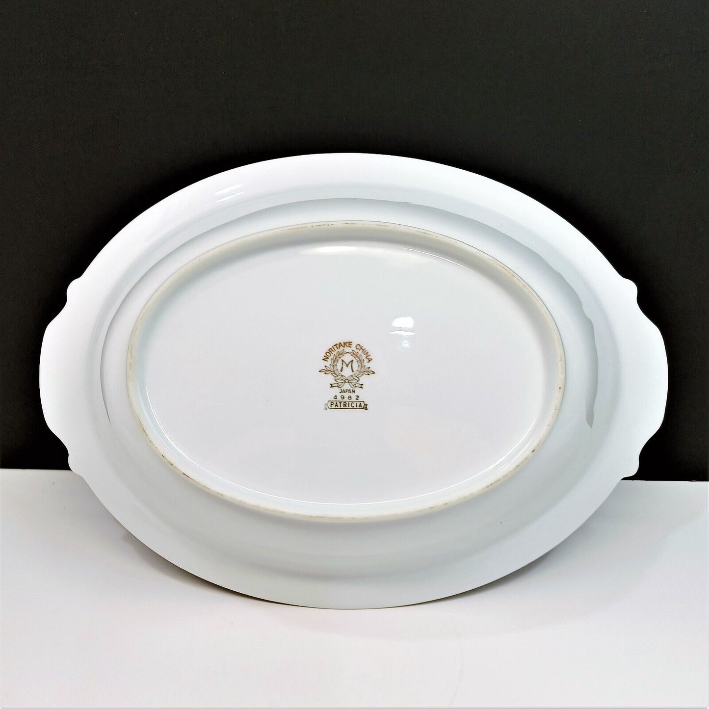 Noritake Patricia 10-5/8" Oval Vegetable Serving Bowl White w/ Gold Trim 4982